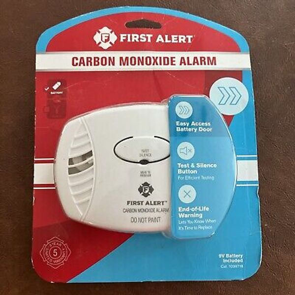 First Alert 1039718 Battery Operated Carbon Monoxide Alarm