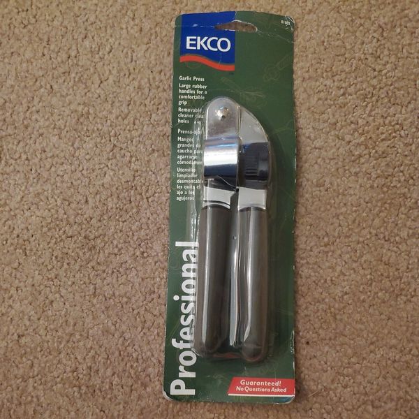 Ekco Garlic Press  Professional