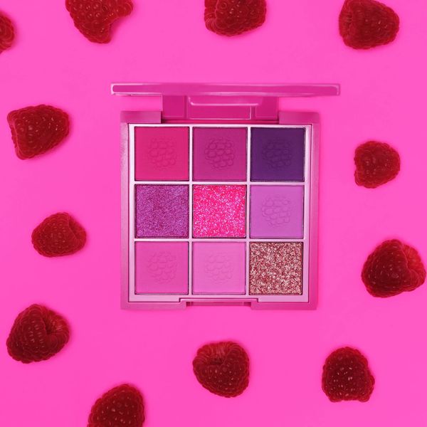 Kara Beauty SHOCKING BERRY 9-Shade Scented, Multi-Finish Creative Beauty Palette - Vegan