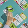 MONOPOLY Deal Kartenspiel – Englische Version