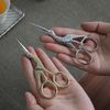 2pcs 11.5cm Long Sharp Tip Gold Silver Stork Scissors Crane Design Sewing Scissors