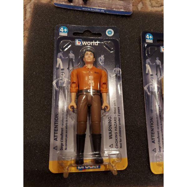 Sealed On Card Bruder 60007 bworld Man with Light Skin/Brown Jeans Toy Figure