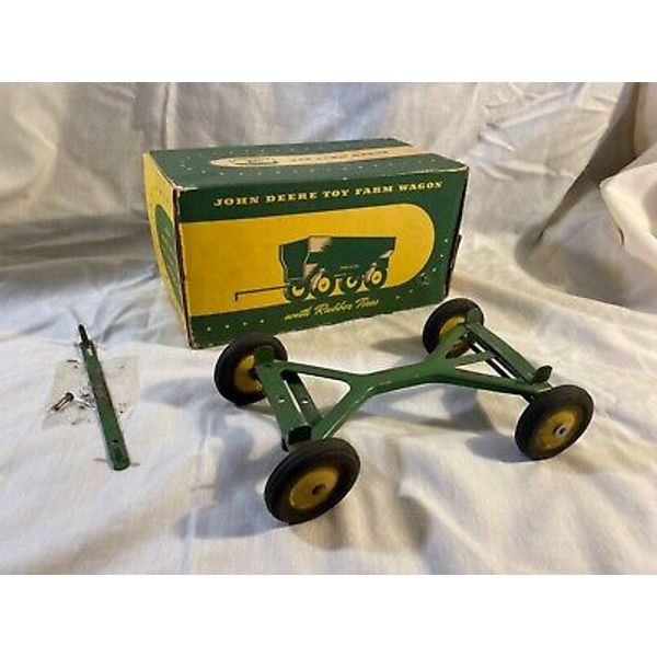 🔥Eska Vintage John Deere Farm toy box with running gear 1/16 scale 🔥