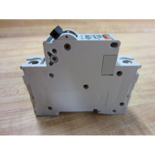 Square D 24501 Merlin Gerin Breaker 2A MG24501 Schneider