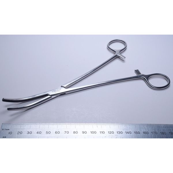 V. Mueller #SU1000 Buie Pile Clamp 8¼" Curved Stainless Steel Surgical Forceps