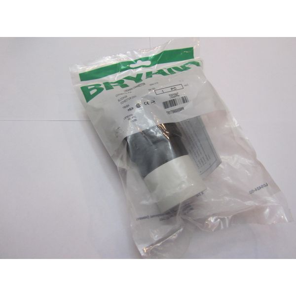 Bryant Locking Connector 70520NC 20 Amp Nema L5-20 125 Volt