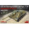 Miniart 1: 35 - Jagdpanzer SU-85 (R) with Crew