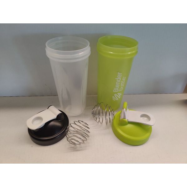 Lot of (2) 28 oz. Shaker Mixer for Protein Shake, Smoothie, Juice w/ Wire Balls