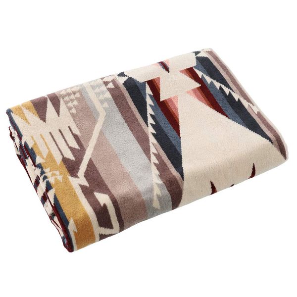 Pendleton XB218 53555 Bath Towel, Iconic Jacquard, White Sandtan, White Sands Tan Iconic Jacquard Towels-Bath Towel Blanket, Beach, Pool, Stylish, Outdoor Festivals, Parallel Import