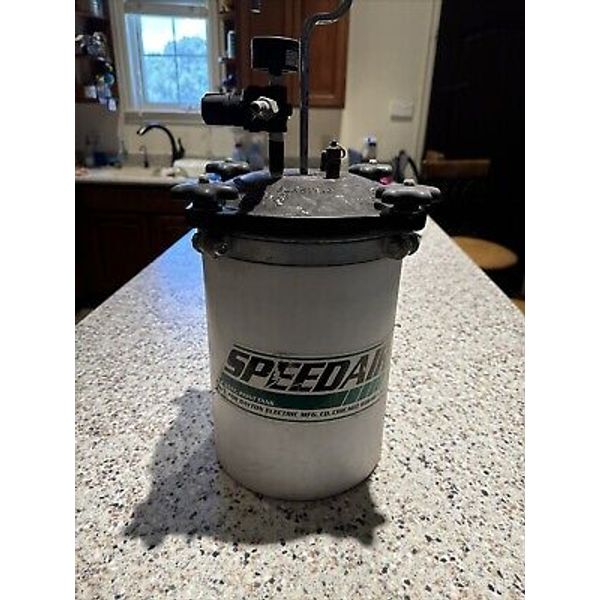 Speedaire Pressurized Tank,Paint,2 1/2 G