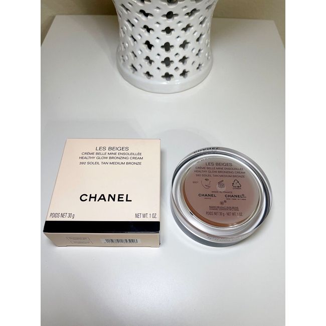 Chanel Les Beiges Healthy Glow Bronzing Cream VS Chanel Soleil Tan De Chanel