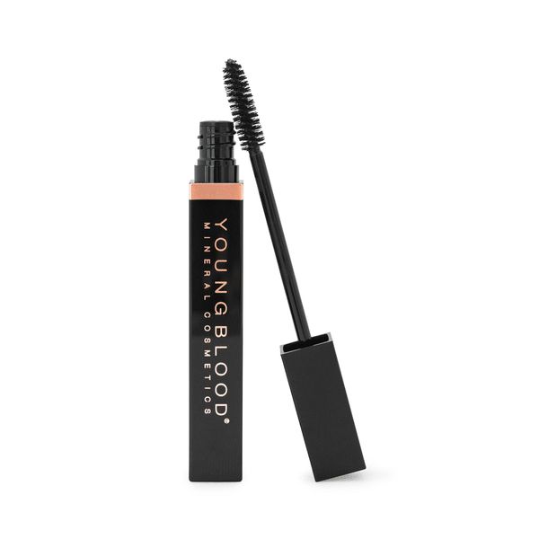 Outrageous Lashes™ Mineral Lengthening Mascara Blackout