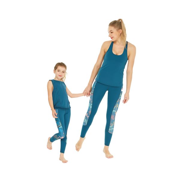 Matchable Mother or Daughter Hawaiian Activewear Set, Girl, Skorts, Crayon Palms Green, L