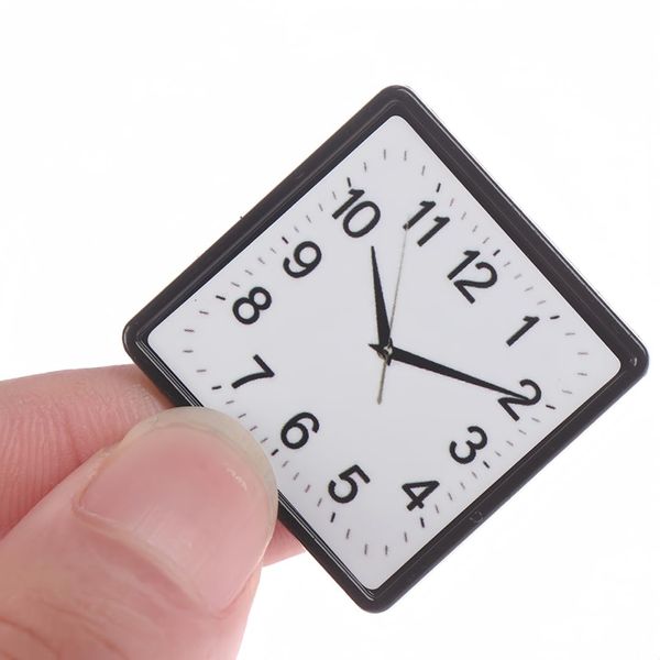 1pcs Miniature Metal Modern Square Wall Clock - Timeless Living Room Decor (1/12 Or 1/6 Scale) for OB11, BJD, Blythe Dolls Accessories (Black)