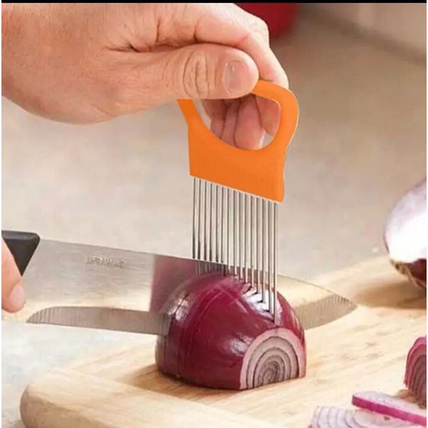 A 1pc. Onion Slicer Kitchen Tool