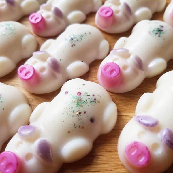 Selecto Bake 12 Cavity Lazy Pigs Silicone Mould 12 Little Pigs in a Blanket Silicone Baking Molds' Cute Pink Piggy Cake Mould for Chocolate, Candy, Soap