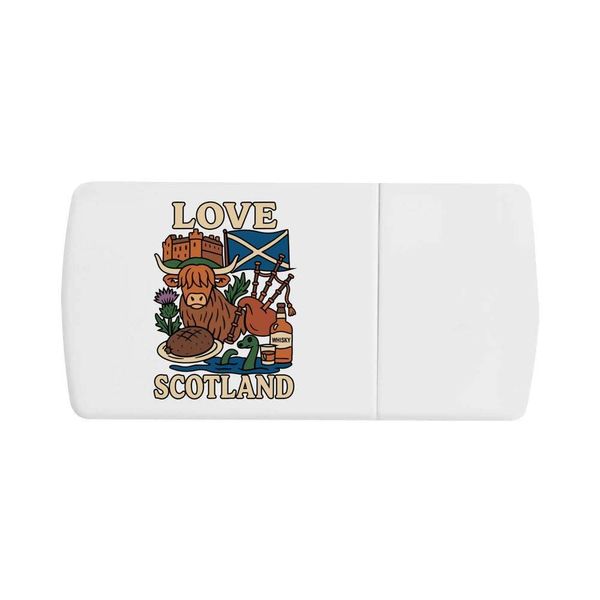 'Love Scotland' Pill Box with Tablet Splitter (PI00035259)