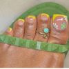 Press on toenail(11) (White Green flowers)