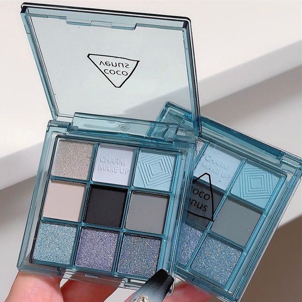 Eyeshadow Palettes, Matte Blue Eye Shadow Pallets For Women, Highly Pigmented Shimmer & Matte Smokey Eyeshadow Make-Up Palettes, Sky Blue, Black, Grey, Eyeshadow Makeup Kits