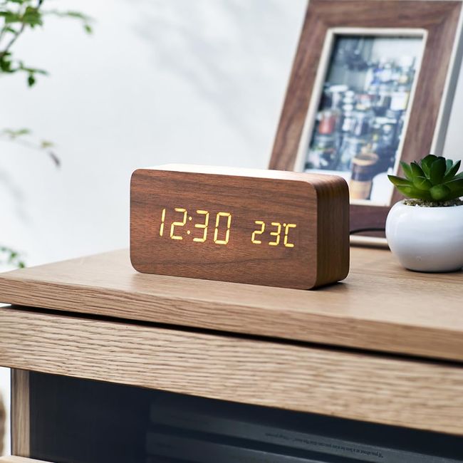 Iris Ohyama ICW-01W-T Alarm Clock, Digital, Temperature and Date Display, Table Clock, Power Saving Mode, Wood Grain Design, Brown