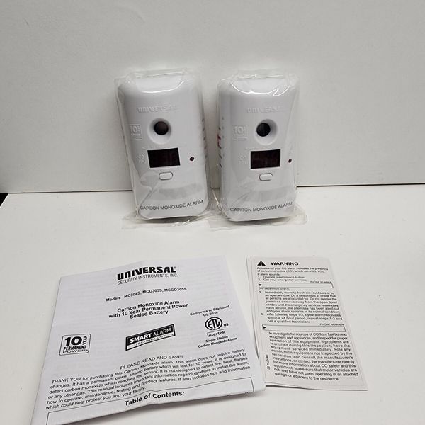 2 Universal Security Instruments Carbon Monoxide Alarm MC304S MCD305S Open Box