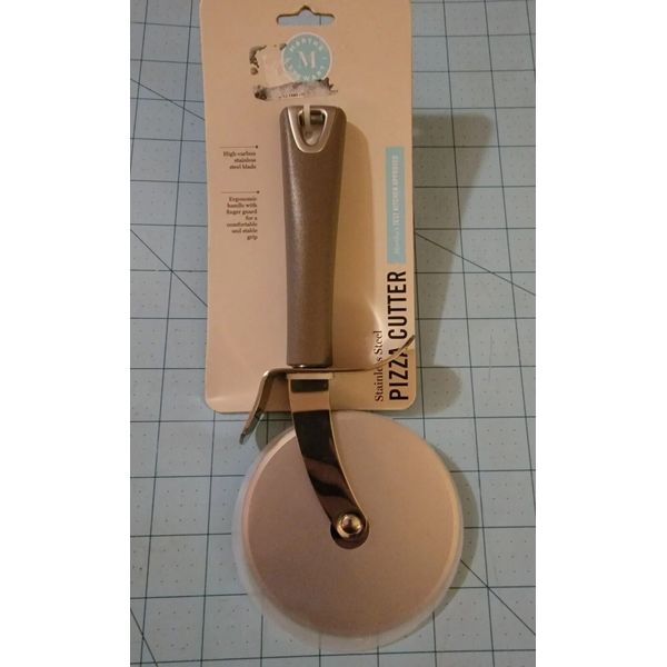 Martha Stewart Brand: Stainless Steel Ergonomic Pizza Cutter - New & Free Ship