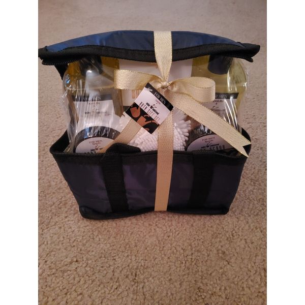 Spa Life All Natural Bath and Body Luxury Spa Gift Set Basket (Mens Sandalwood)