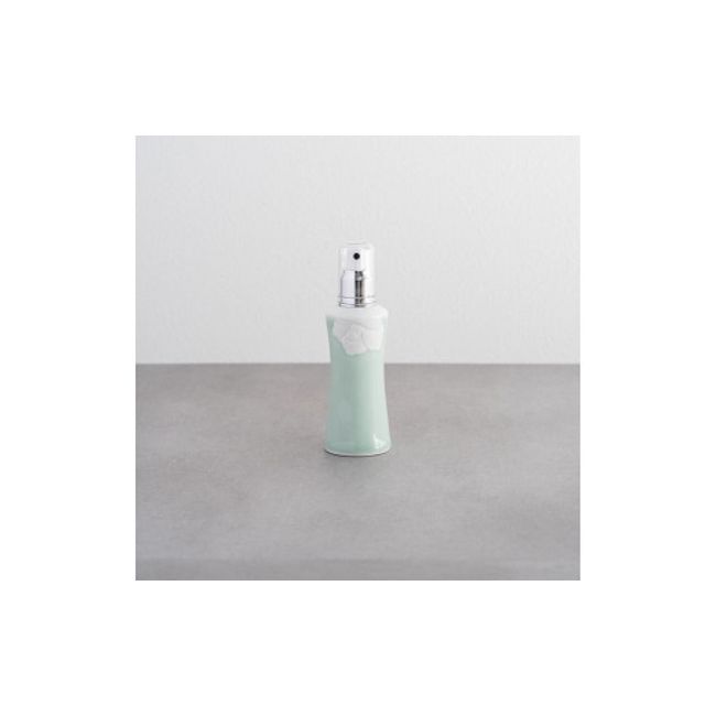 [Hometown tax] Celadon camellia carving slender lotion bottle [Flower drops] H808