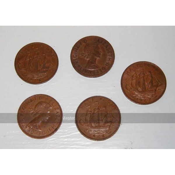 Set of 5 old English ha'pennies