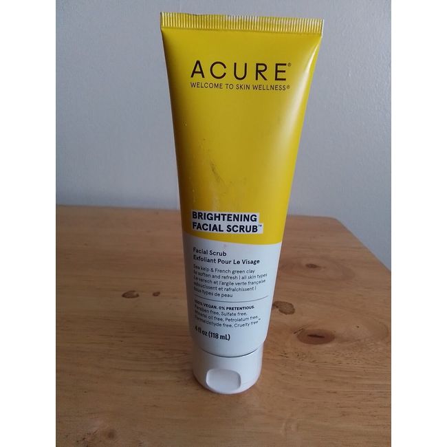 Acure Brightening Facial Scrub 4 fl oz Scrub,Sealed new