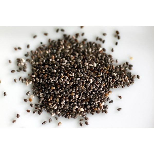 Chia Seeds Whole Natural Dark (High in Iron & Calcium) Free UK P&P (50g)