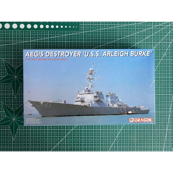 1/700 Aegis Destroyer, USS Arleigh Burke DML7029