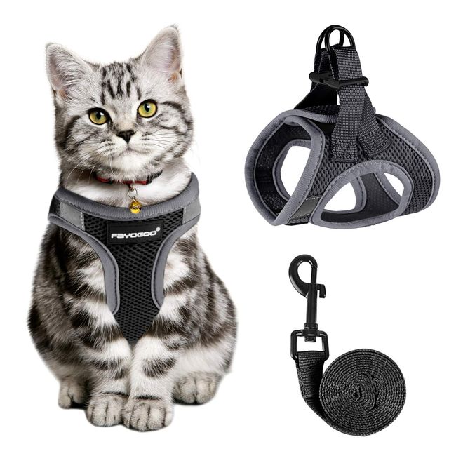 Cat Harness and Leash for Walking Escape Proof, Adjustable Cat Leash and Harness Set, Lightweight Kitten Harness, Easy Control Breathable Cat Vest with Reflective Strip (Black, S)