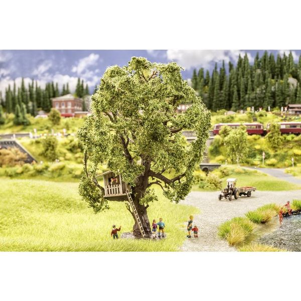 Noch 21765 Tree with House Landscape Modelling