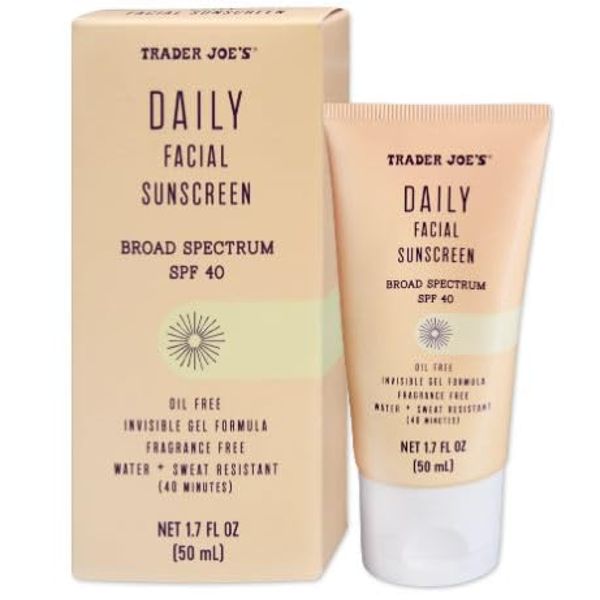 Trader Joe’s Daily Facial Sunscreen Broad Spectrum SPF 40 Oil Free Clear Color Gel Formula Fragrance Free Water Sweat Resistant, 1.70 Fl Oz