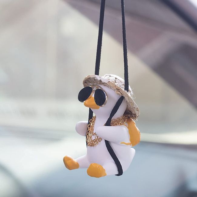 Car Rearview Mirror, Decoration, Car Decoration, Cute, Duck Duck, Swing, Straw Hat, Swing, Car Decoration, Car Accessory, Car Decoration (Gold Chain)