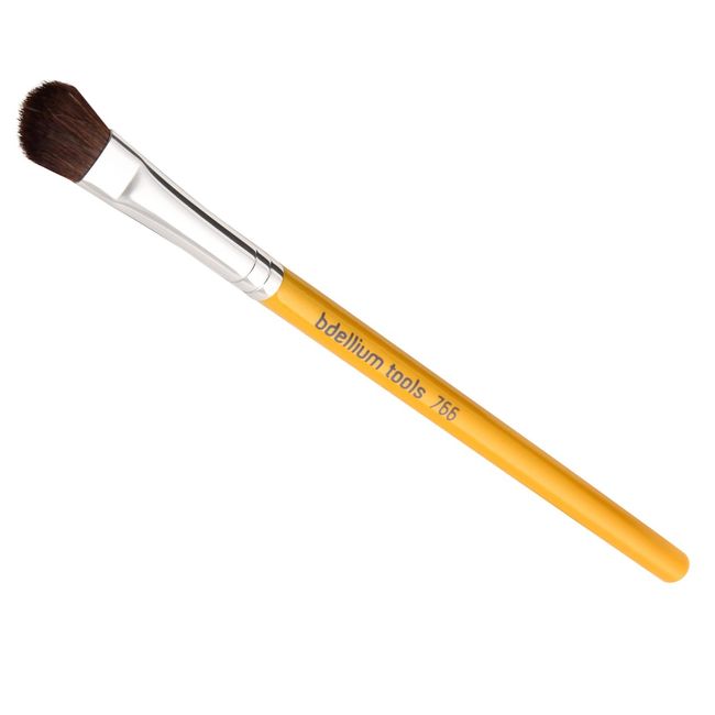 Studio Line Angle Shadow Exclusive Brush Makeup Makeup USA Hollywood Professional