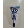 Gillette Men's Disposal Razer With 2 Extra Blades