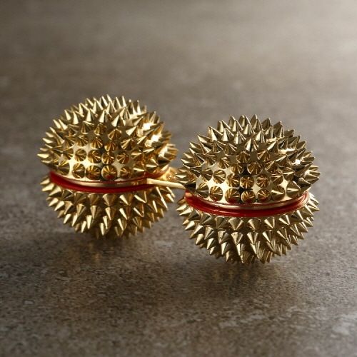 Daekyung high-quality gold acupuncture hand acupressure ball unisex portable massage ball all-in-one rotating magnetic field massage ball Father's Day filial piety gift for parents, gold