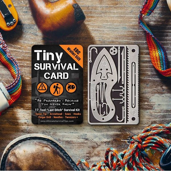 Ultimate Survival Tips Tiny Survival Card EDC 17-Tool Survival Kit w/ Knife