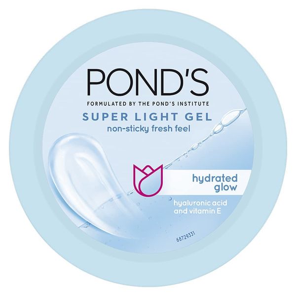 ponds Super Light Gel Oil Free Face Moisturizer 100 ml, With Hyaluronic Acid & Vitamin E for Fresh Glowing Skin & 24 hr Hydration - Daily Use