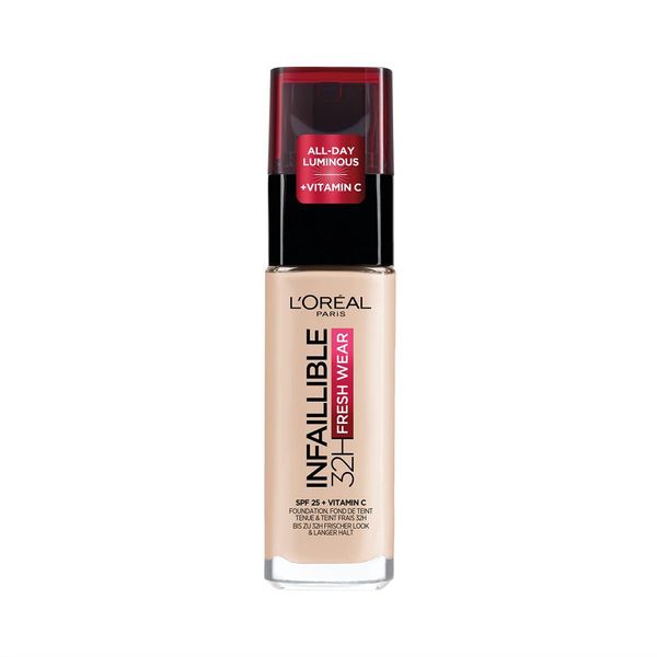L'Oréal Paris Fondotinta Liquido Infaillible 32h, Coprente a Lunga Tenuta con Protezione Solare SPF25, Formula Waterproof e Idratante, Tonalità: 015 Neutral