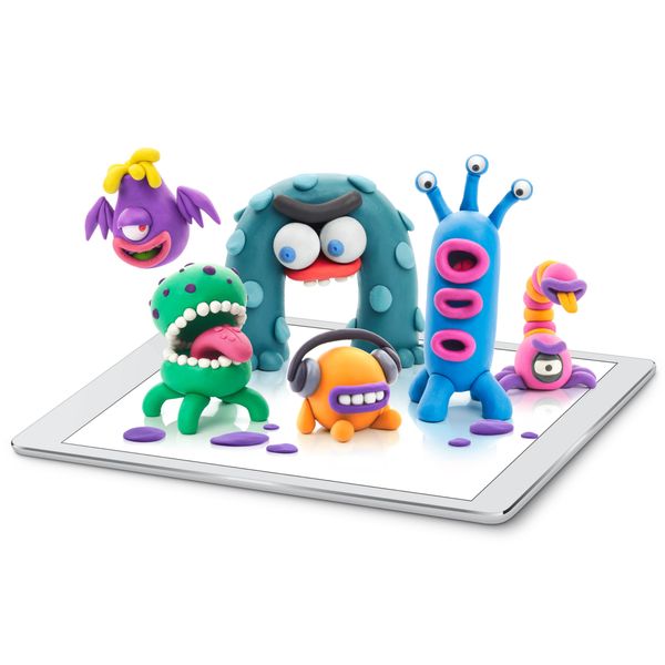 Fat Brain Toys Hey Clay Aliens - Clay Kit with Interactive App, Kids & Tweens