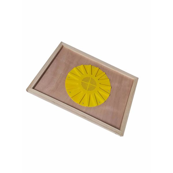 16 Way Bee Escape Board / Clearer Board 8 Frame