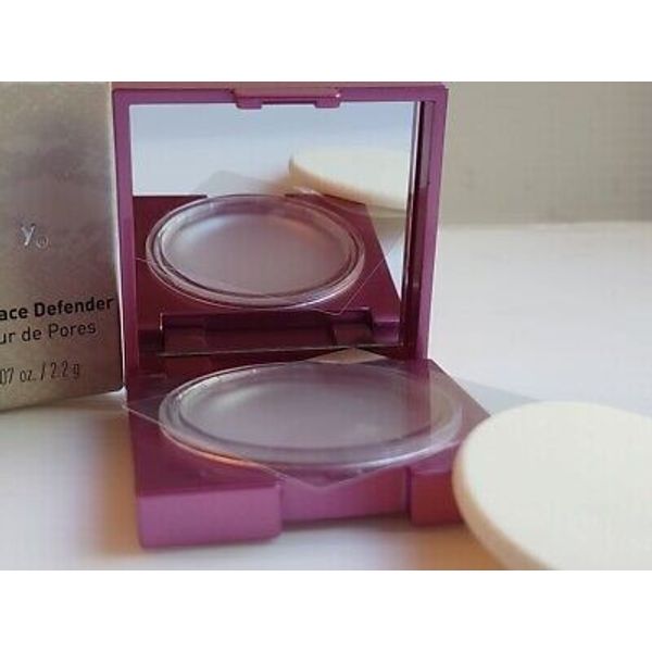 MALLY Evercolor Poreless Face Defender in Box With Sponge  0.07 oz  TRAVEL SIZE