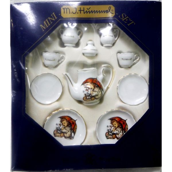 M. I. Hummel 10-piece Miniature TEA SET New-Open Box Germany Reutter Porzellan