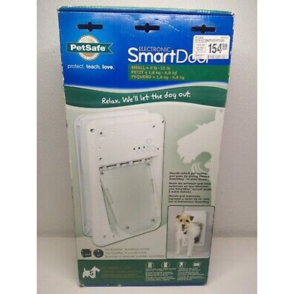 NEW In Box PetSafe Electronic SmartDoor Pet Dog Door Size Small PPA11-10711