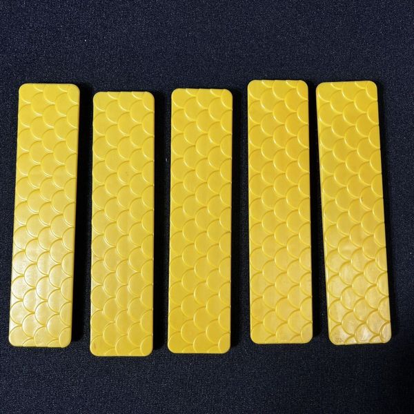 5 Puzzletown Richard Scarry Replacement Yellow Roof Tile Parts 6 inch