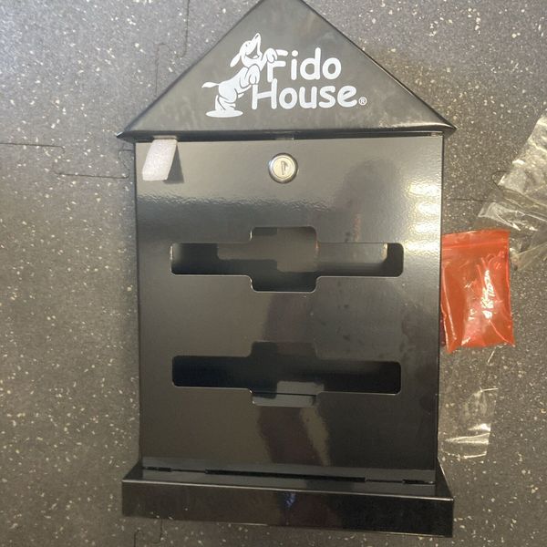 Fido House Pet Waste Bag Dispenser *COMES WITH KEYS Black