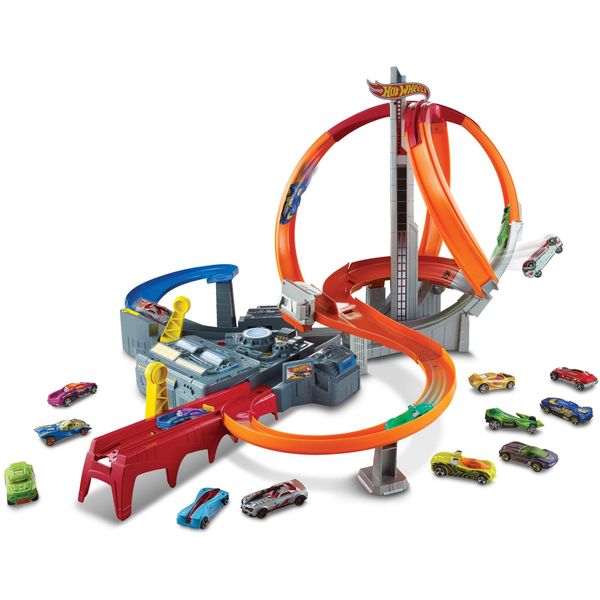 Hot Wheels Toy Car Track Set Spin Storm, 3 Intersections for Crashing & Motorized Booster, 1:64 Scale Car